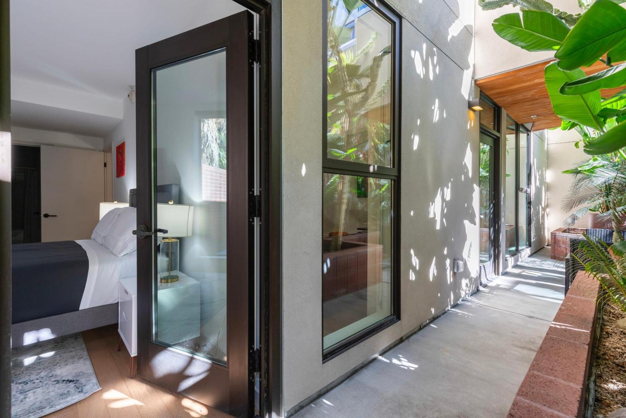 Hollywood 2 Bed Luxury Apartamento *